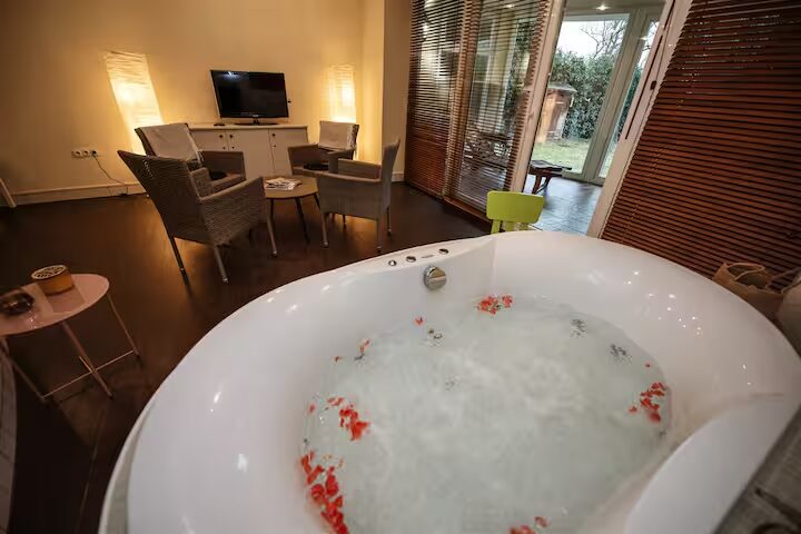Hilltop Wellness Villa – részlet 2