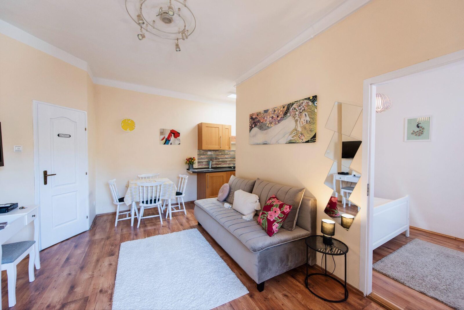 Heart of Pécs 2. apartman – részlet 2
